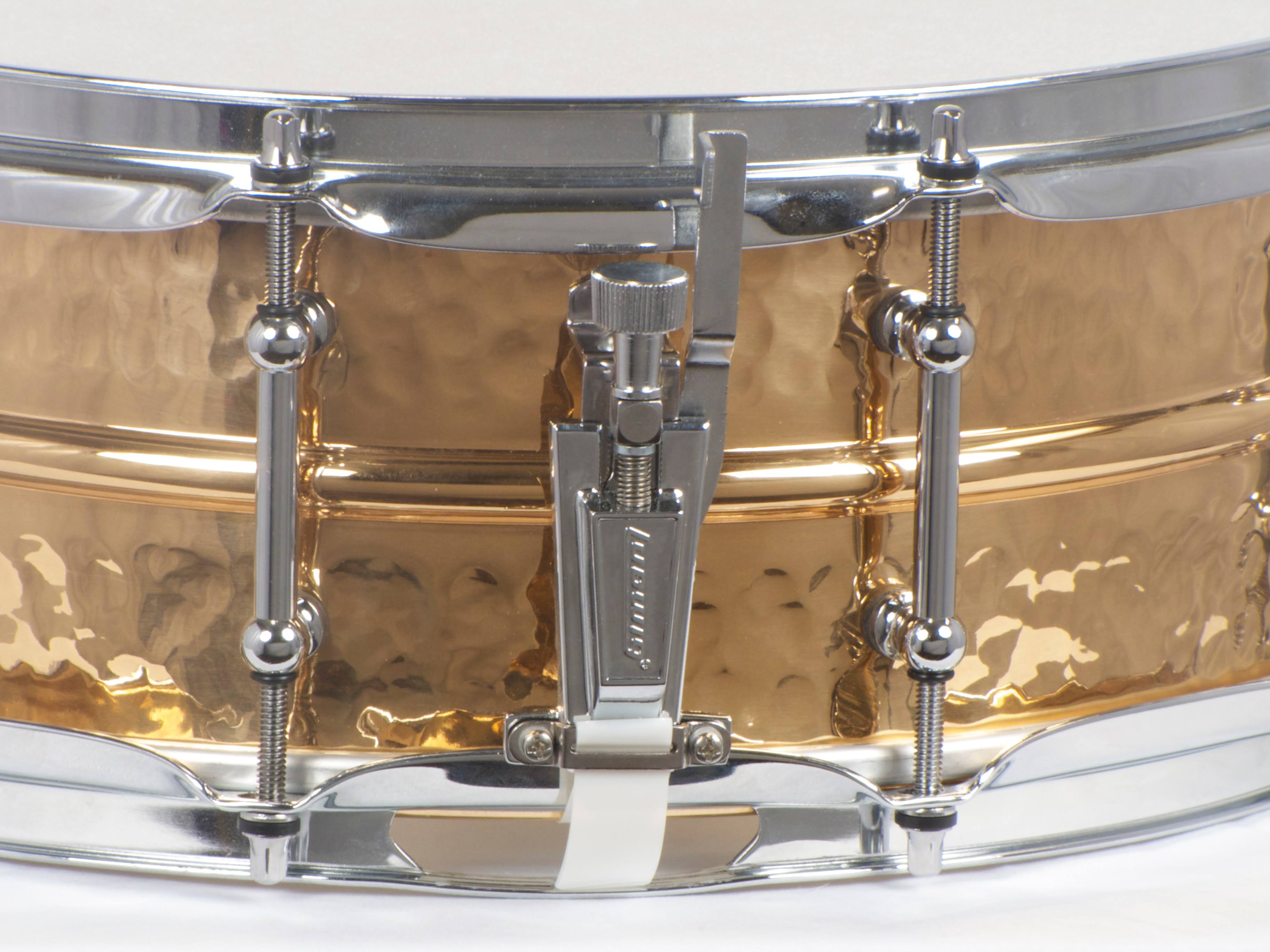 Hammered Bronze Snare with Tube Lugs V410707