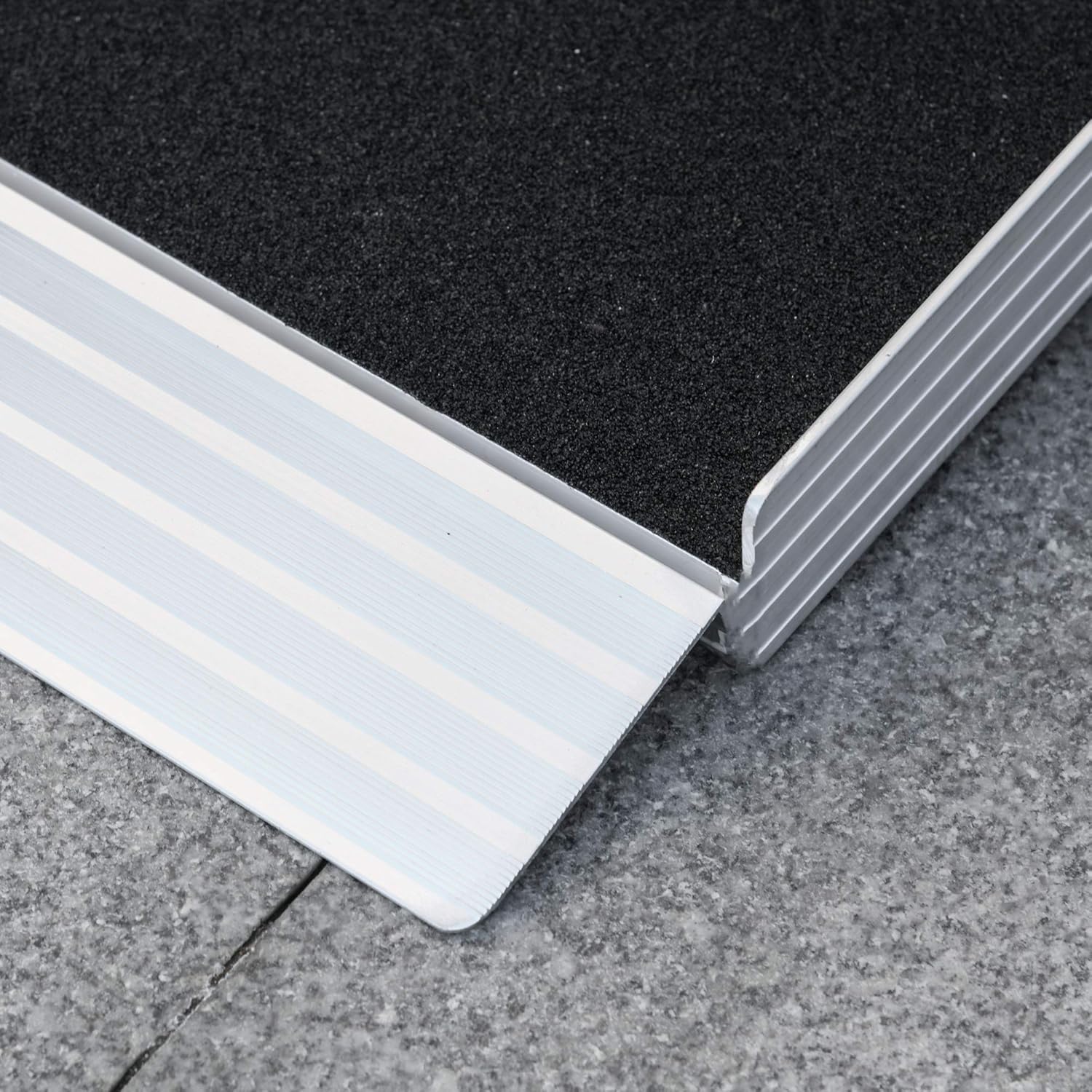 5' Portable Aluminum Wheelchair Ramp with Carrying Handle E24140