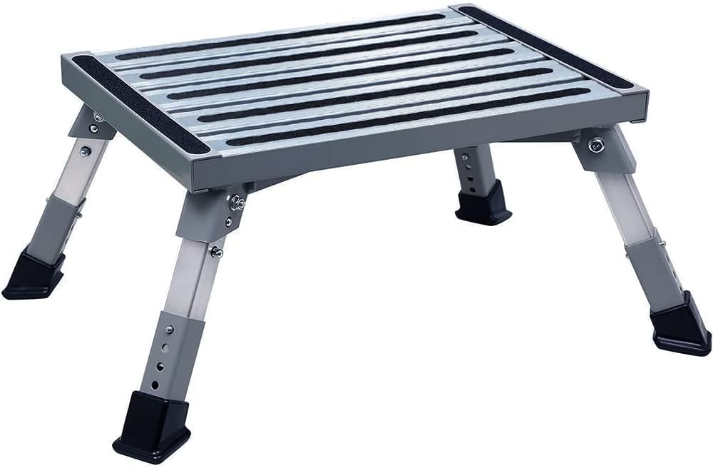 Aluminum Folding Step Stool with Reflective Stripes Non-Slip Rubber Feet H597