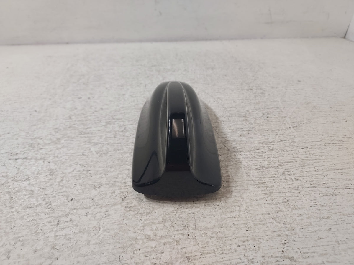 Roof Mount Radio Antenna G8758