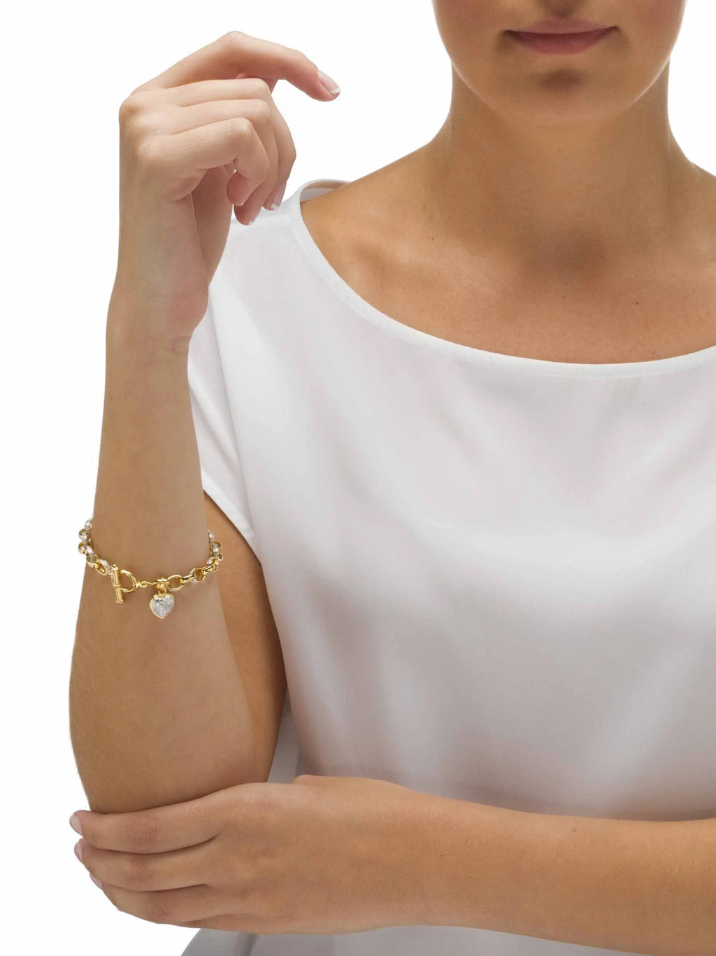Diamond Accent Heart Charm Bracelet in 18k Gold-Plated or Platinum-Plated Sterling Silver 7.25" G8865