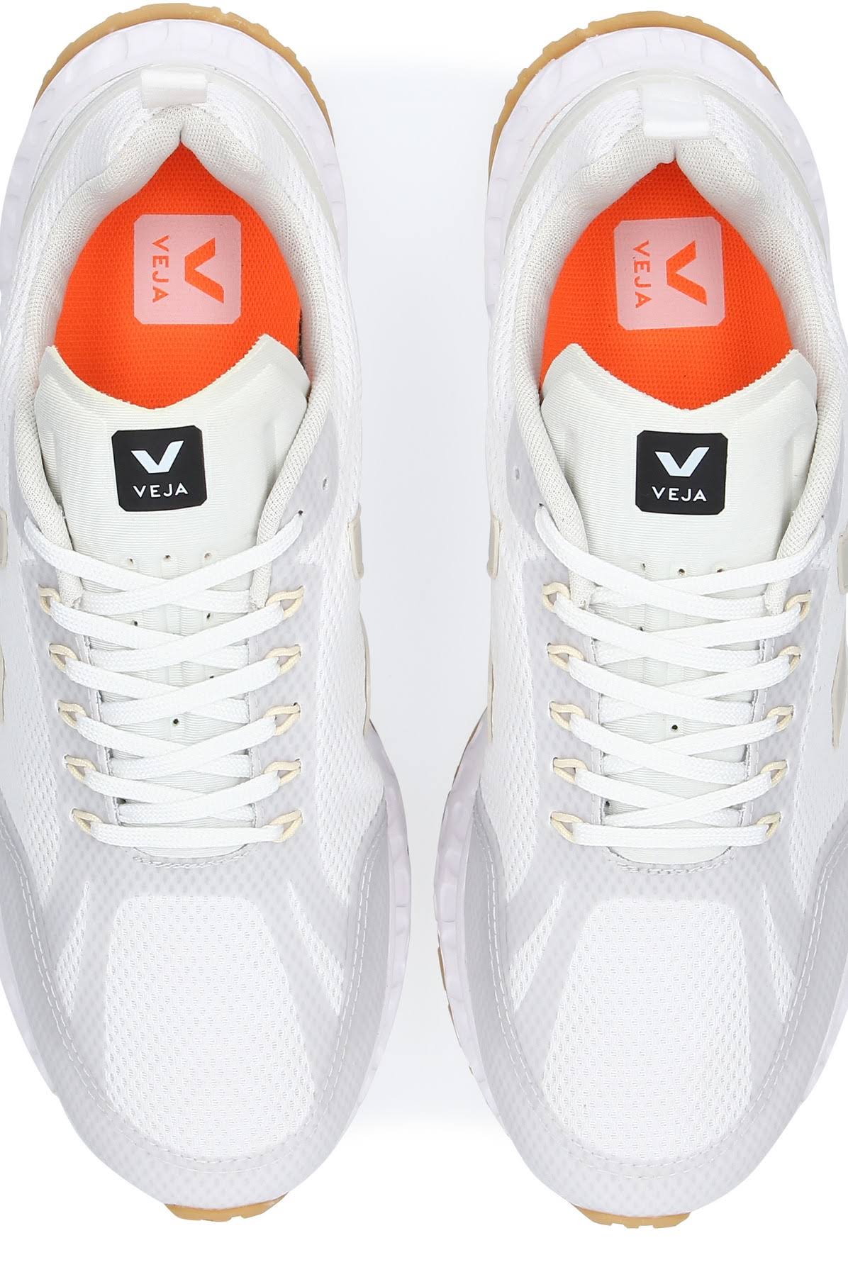 White Trainers Q11617
