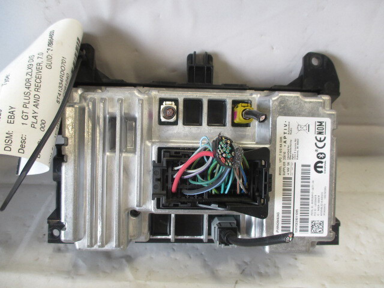 Pre-Owned Dodge Durango AM FM Radio Receiver w/Display OEM Y14004