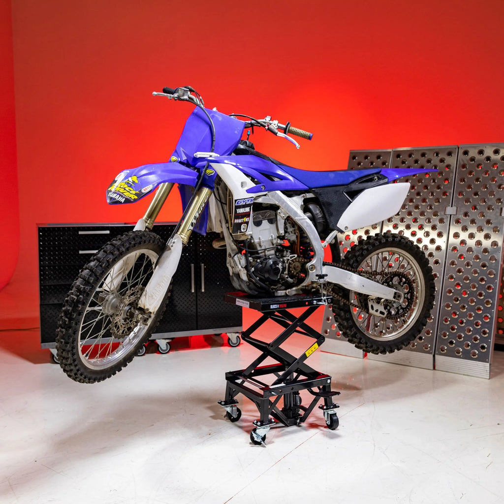 Hydraulic Motorcycle Scissor Lift with Casters Q808