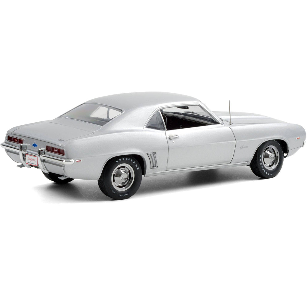 1969 Chevrolet Camaro ZL1 Coupe Silver 1/18 Diecast Model Car H14099