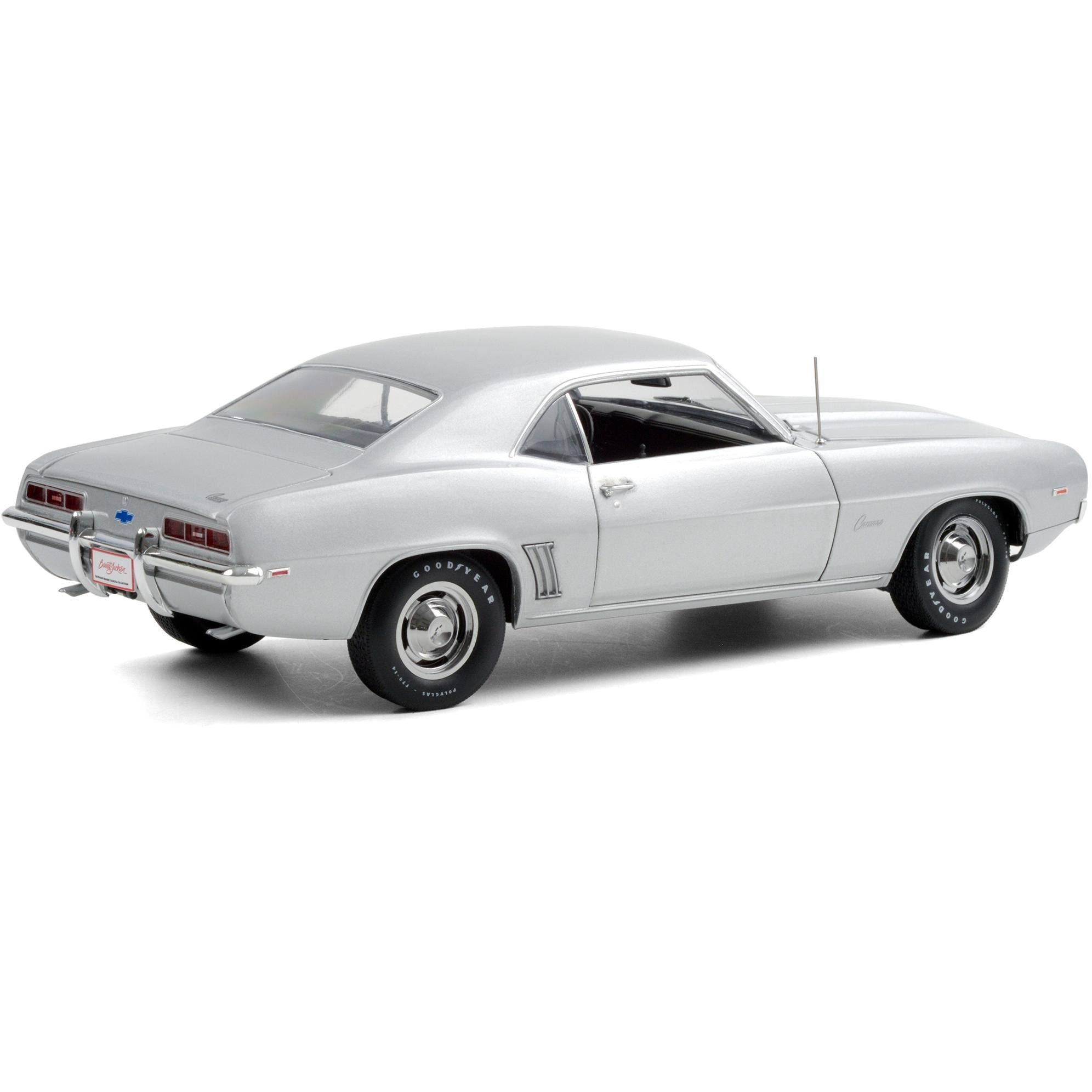 1969 Chevrolet Camaro ZL1 Coupe Silver 1/18 Diecast Model Car H14099