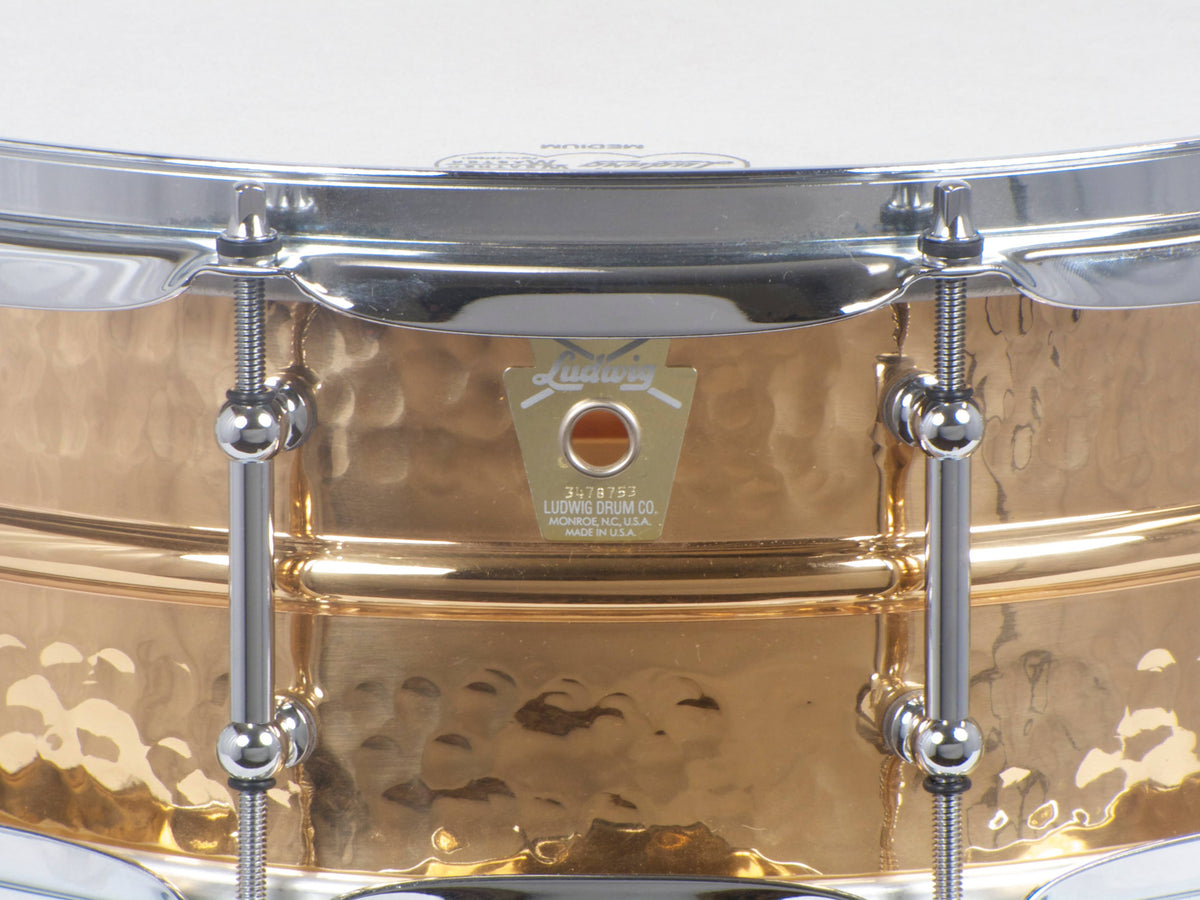 Hammered Bronze Snare with Tube Lugs V410707