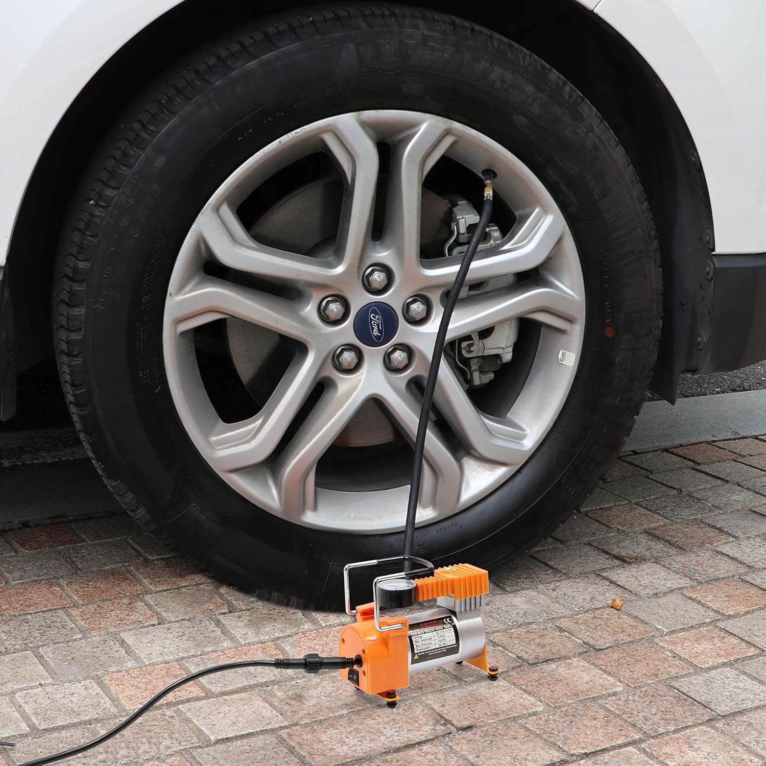 3 Ton 12V Electric Scissor Jack with Impact Wrench and Tire Inflator Pump C907505