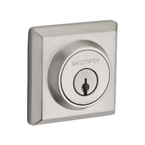 Single Cylinder Handleset with Curve Door Lever and Traditional Round Rose with SmartKey D878315