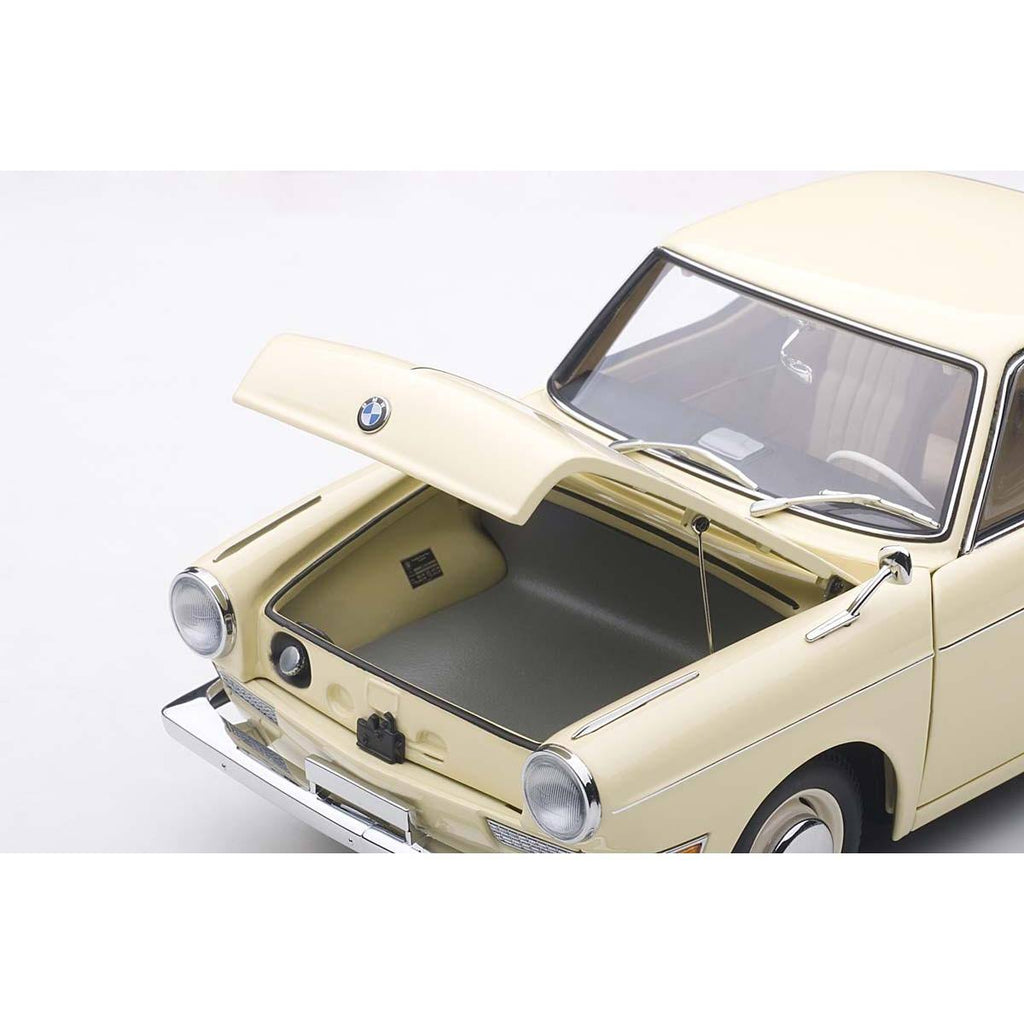 Cream 1/18 Diecast Car Model T292